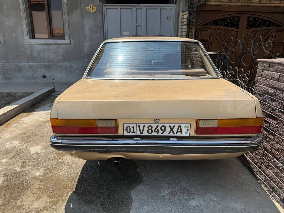 Ford Granada 1982 yil