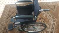 Продаю инвалидную коляску + трость 700тг