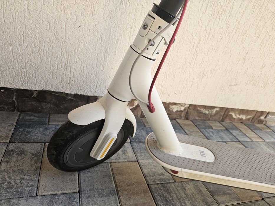 Trotineta Xiaomi M365
