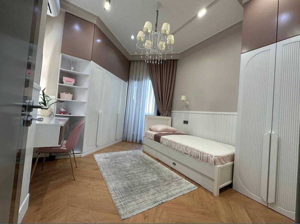 Ташкент Сити-Бульвар! Сдается новая 4-х комнатная квартира в центре!