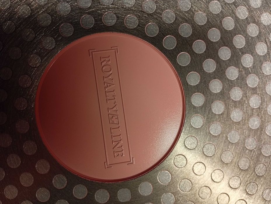 Нови Комплект тенджери и тигани Royalty Line, идея за подарък