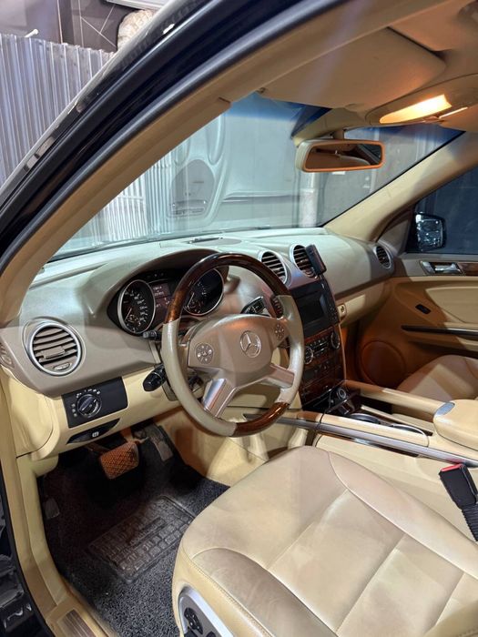 Meraedes Benz ML 350