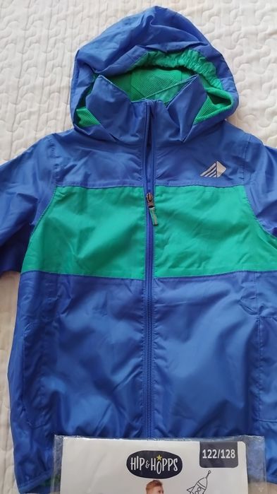 Детски комплект яке- ветровка и панталон