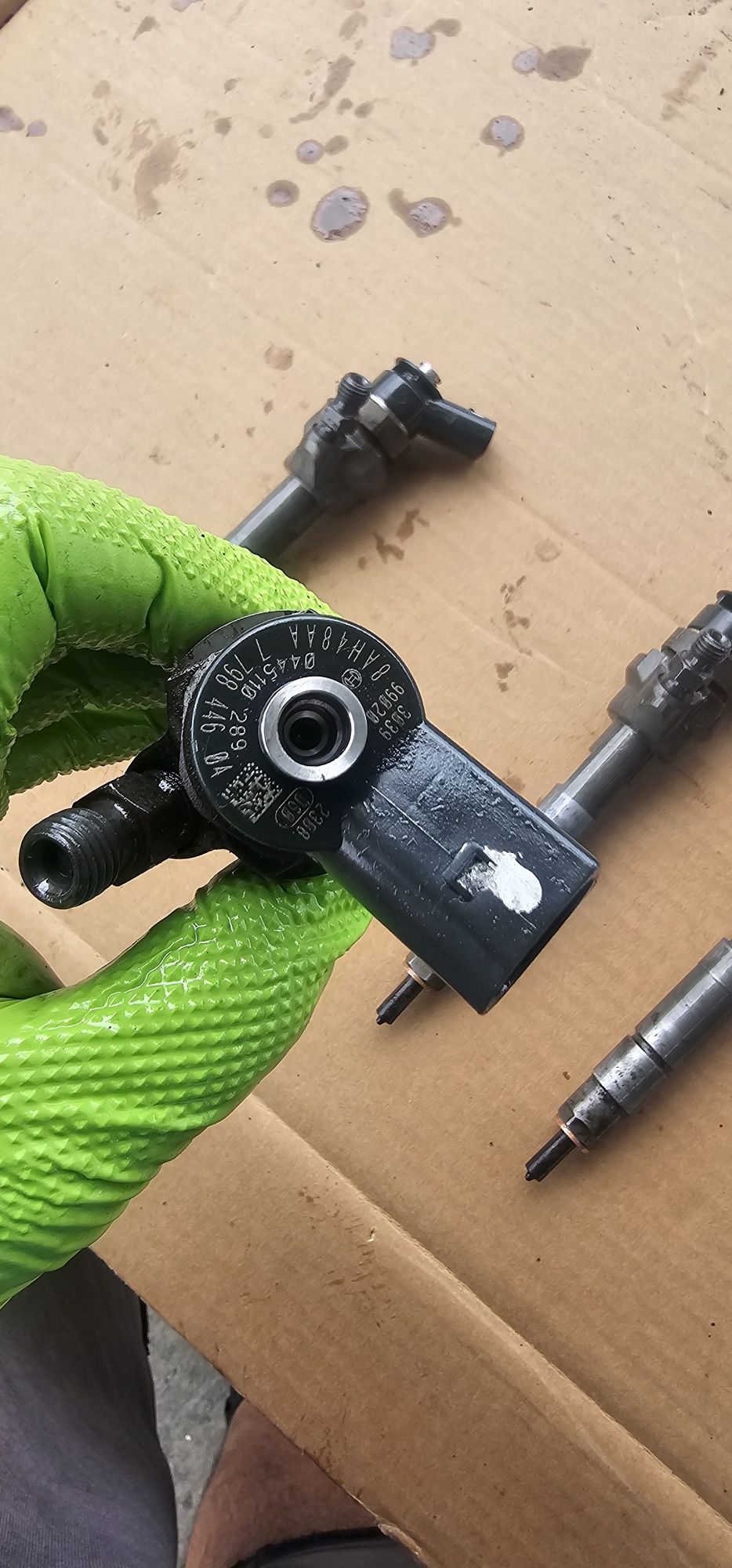 Injectoare bmw seria 3 e90 lci 2.0d 143cp ..289