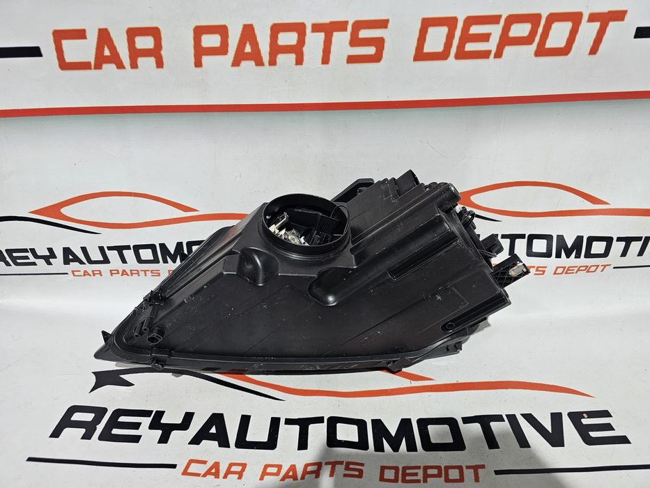Far dreapta Audi A3 8P Facelift dupa 2008 cod 8P0941004