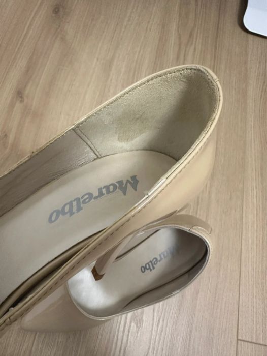 Pantofi stiletto crem piele lacuita 35