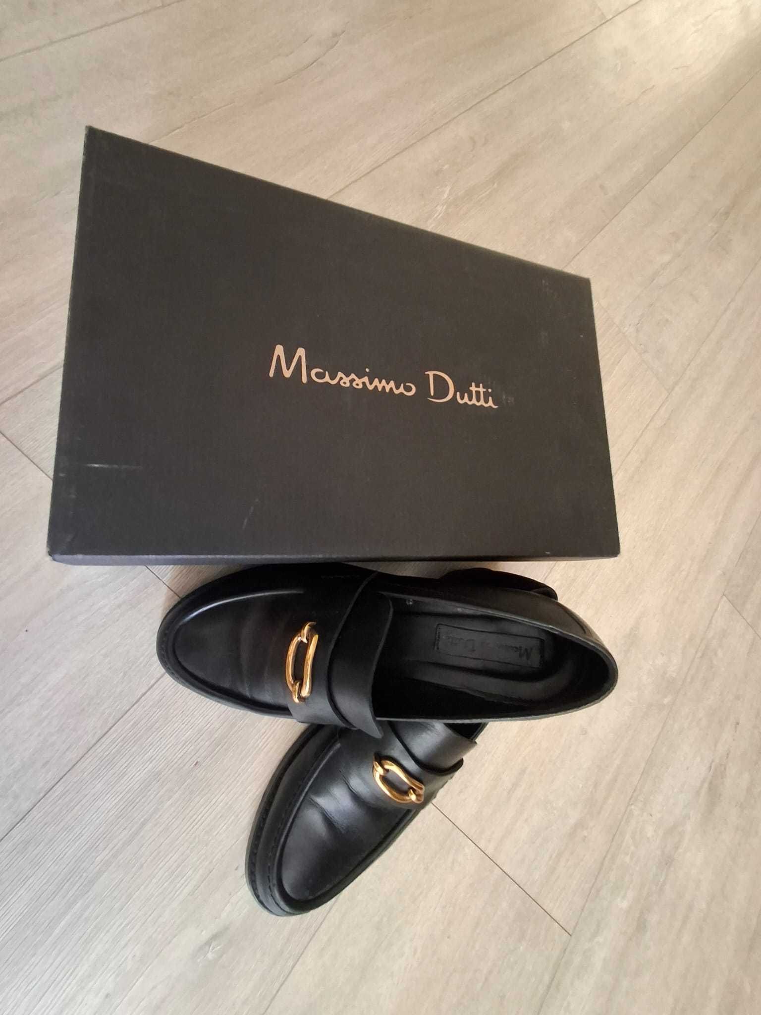 обувки Massimo Dutti