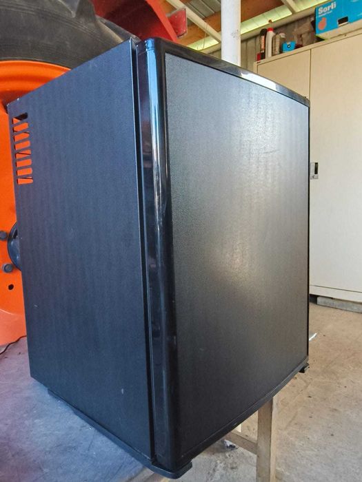 Frigider / minibar, rulota, camping, camion, casa de vacanta, 12 volti