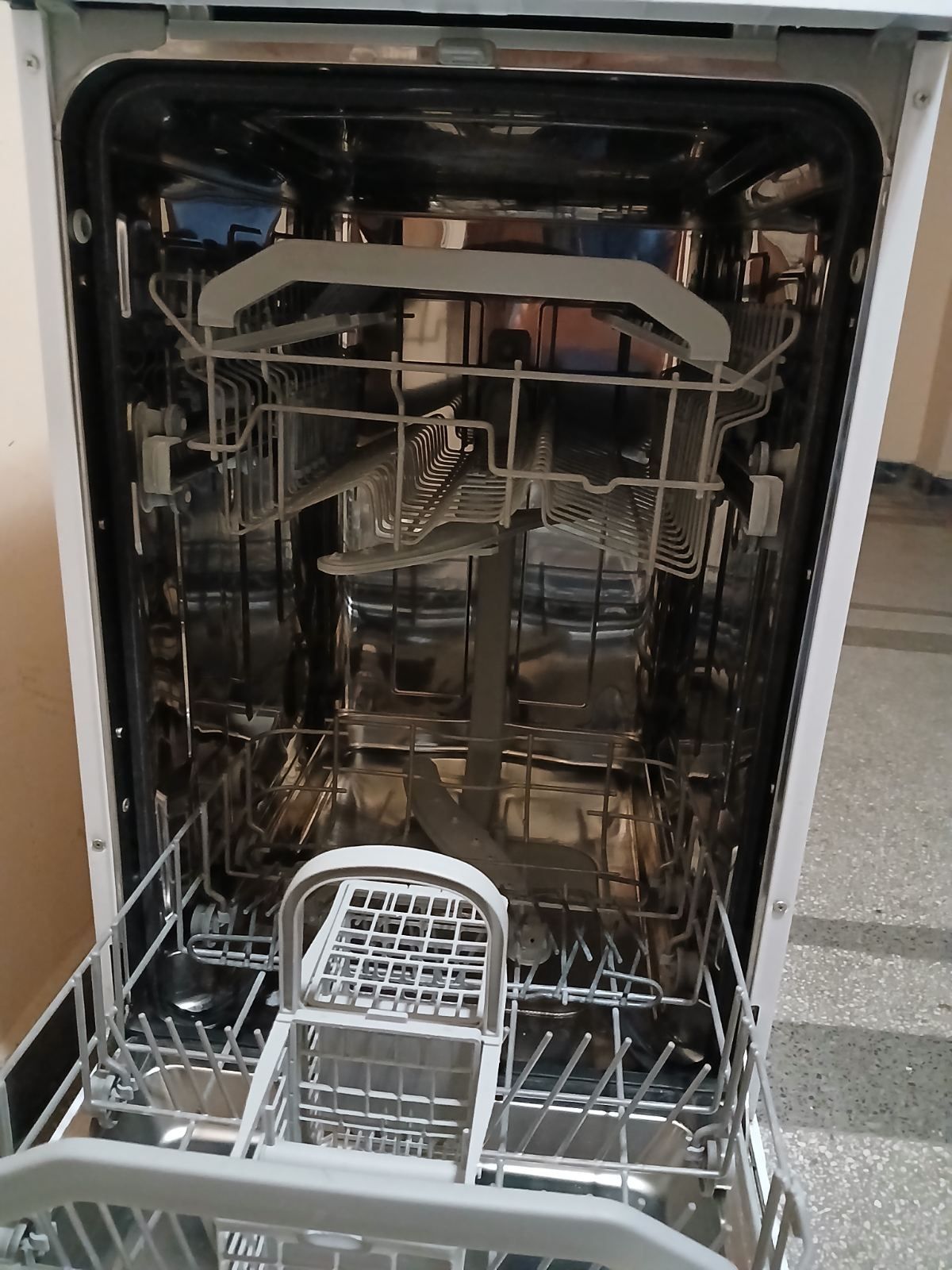 Съдомиялна за части Hotpoint Ariston