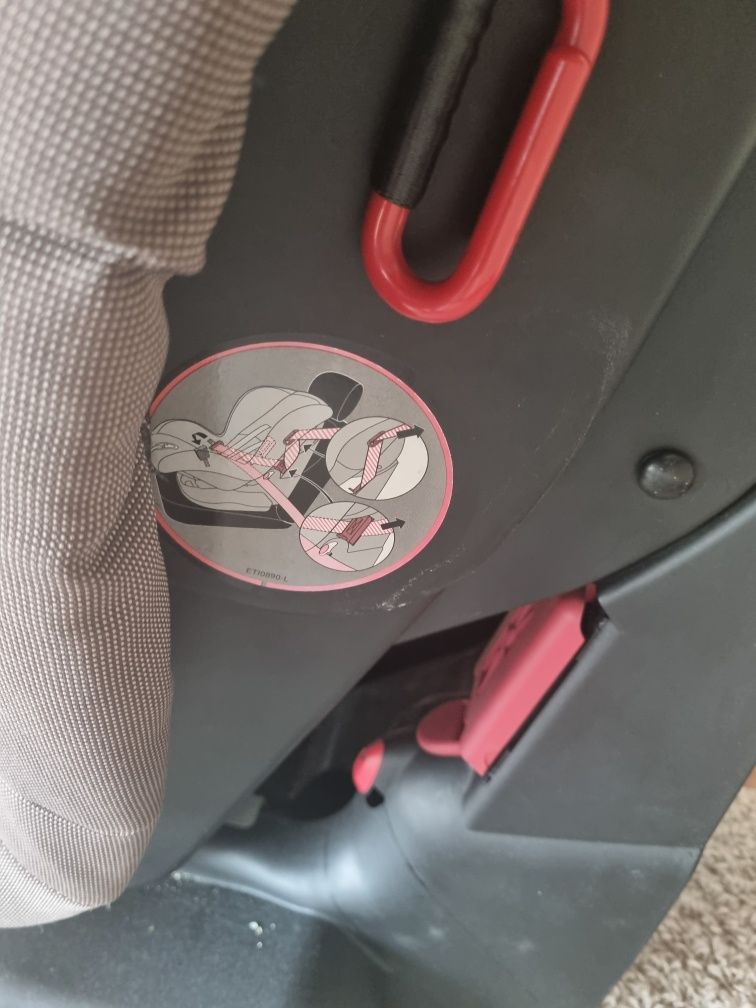 Столче за кола Maxicosi 9-18 кг