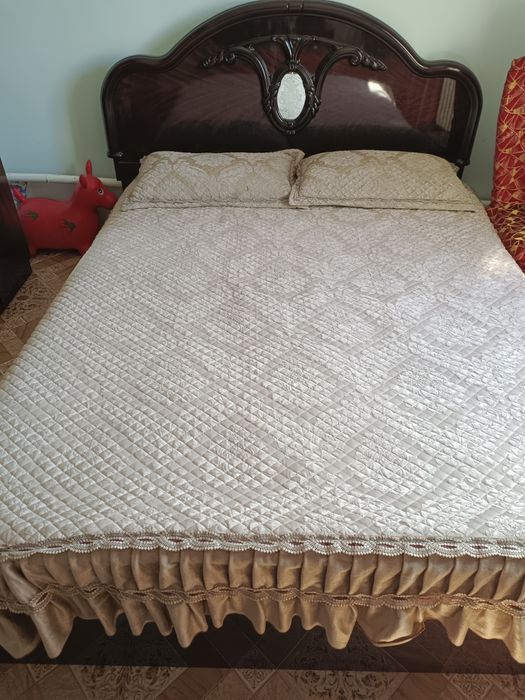 Продаётся покрывало для кровать+2 наволочки за 4 тыс тг