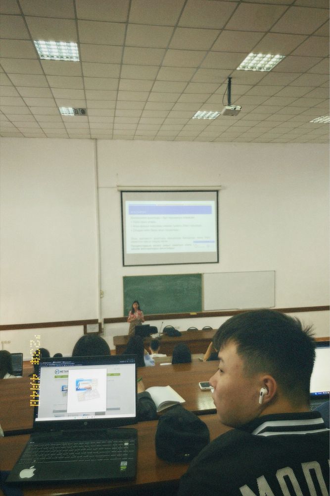 Продается ноут срочно