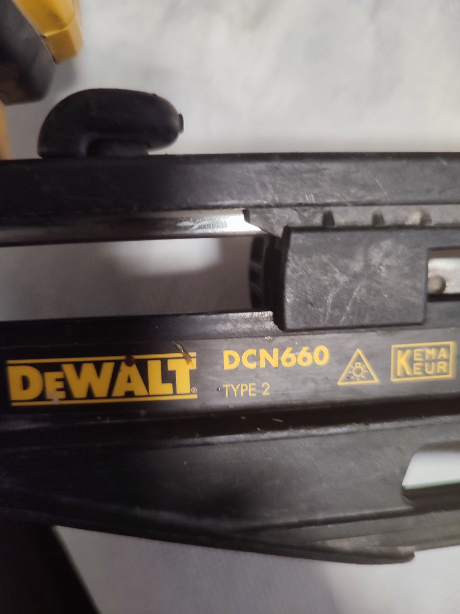 Pistol cuie Dewalt dcn660, brushless