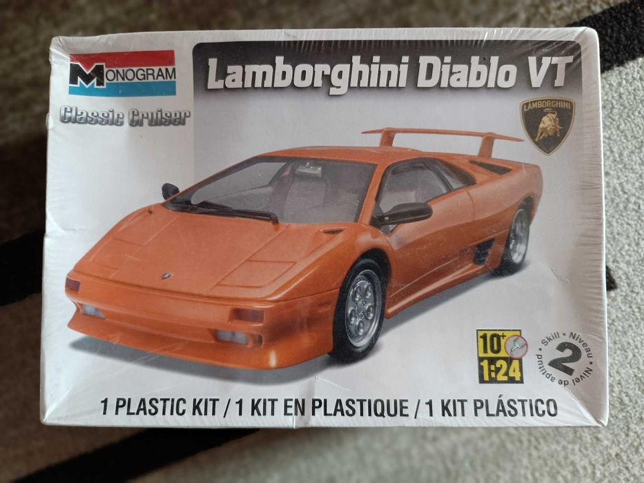 Комплект за сглобяване - Lamborghini Diablo VT - мащаб 1/24