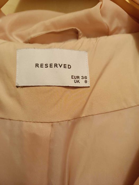 Дамско яке - Reserved