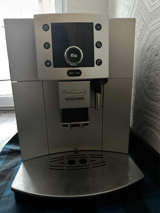 Кафе автомат DeLonghi