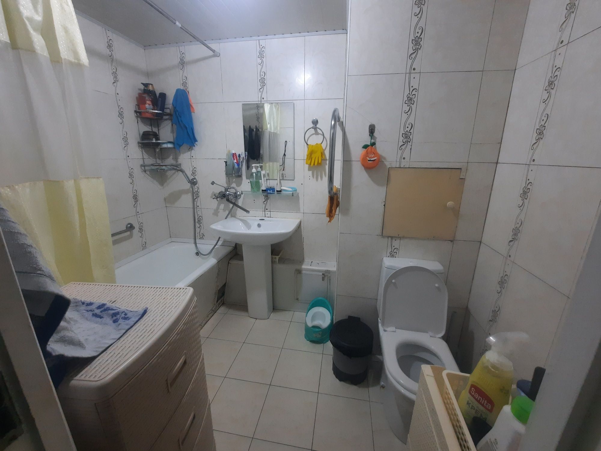 Yunusobodda uy sotiladi srochna