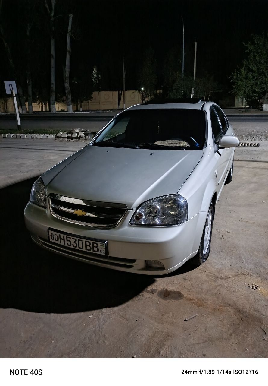 Ласетти 1.8 2009 яхши холатда