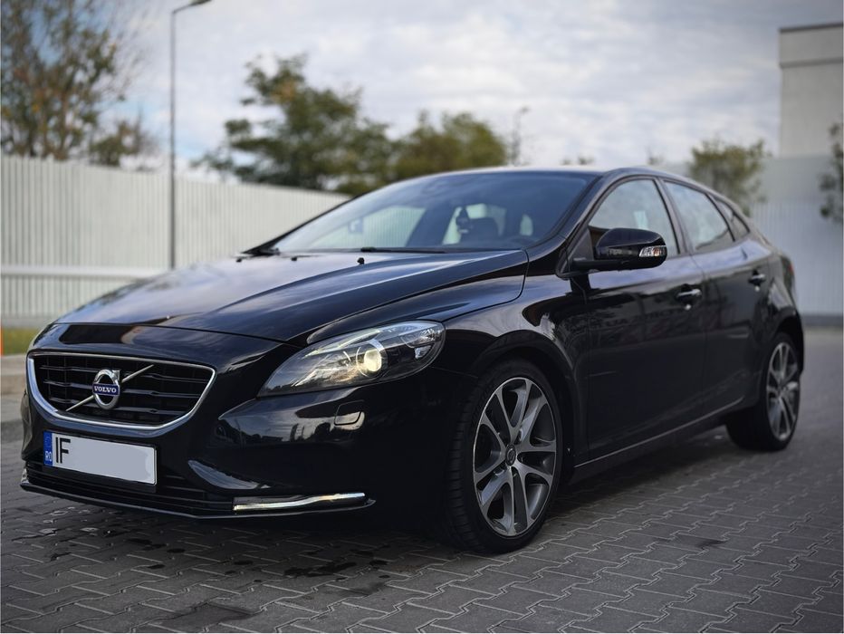 Proprietar Volvo v40 2015 208.000 km automat