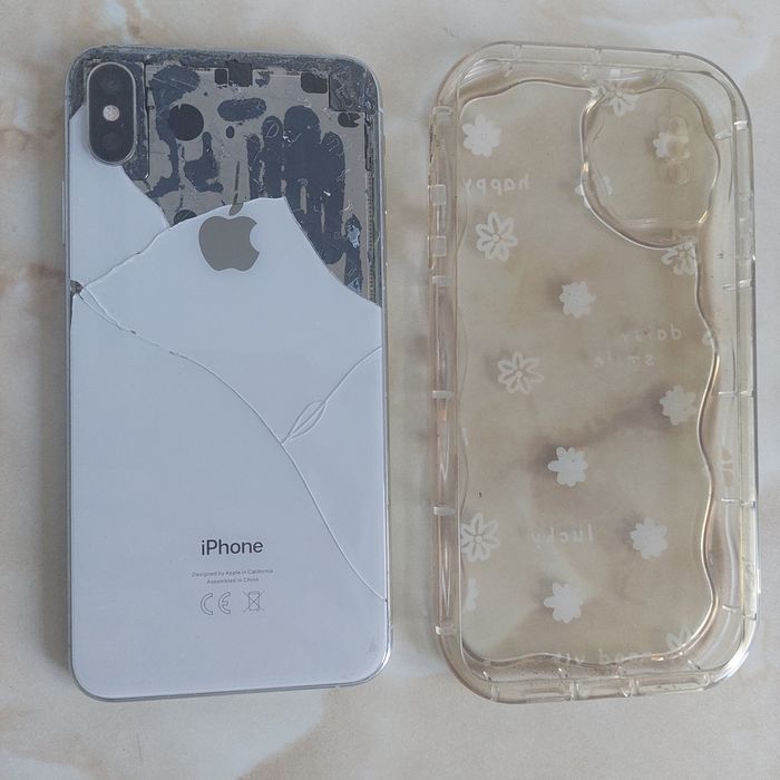 Vând Apple iPhone Xs Max [spart] [pentru piese] + [husă] //poze reale