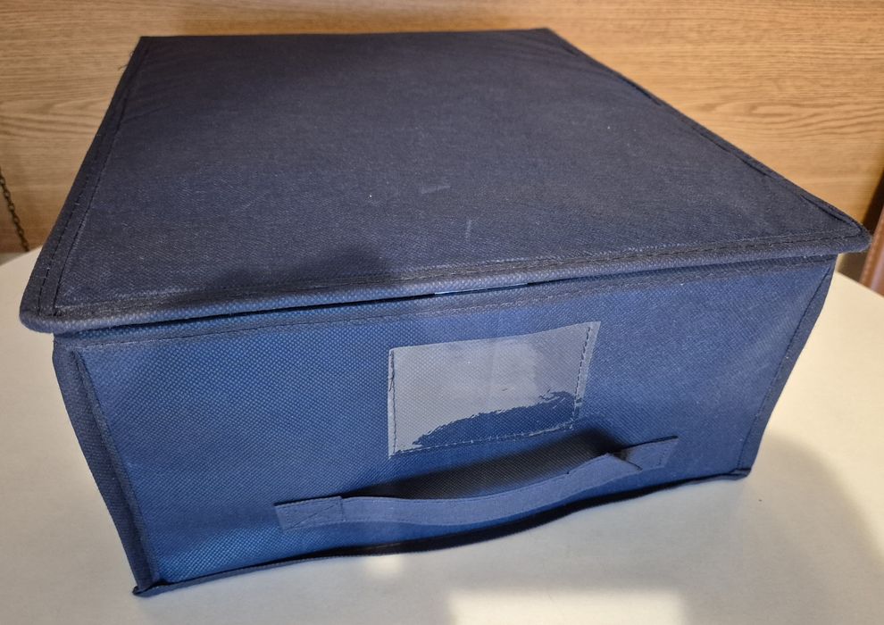 Cutie depozitare + tricou polo