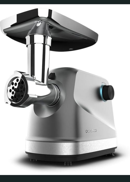 Crusher 1400 1360W електрическа месомелачка, с 1 нож и 3 режещи плочи.