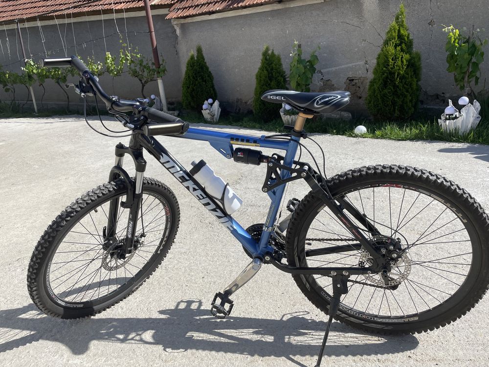 Bicicleta McKenzie FullSuspension