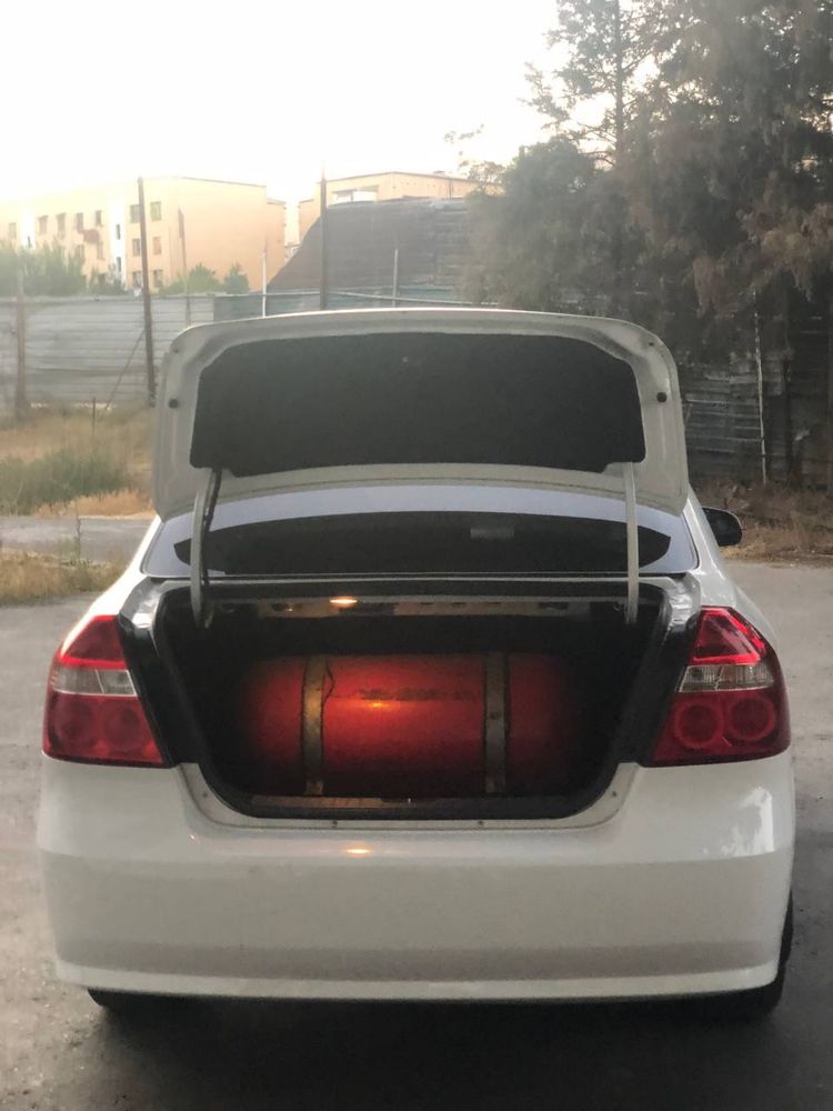 Chevrolet nexia 3