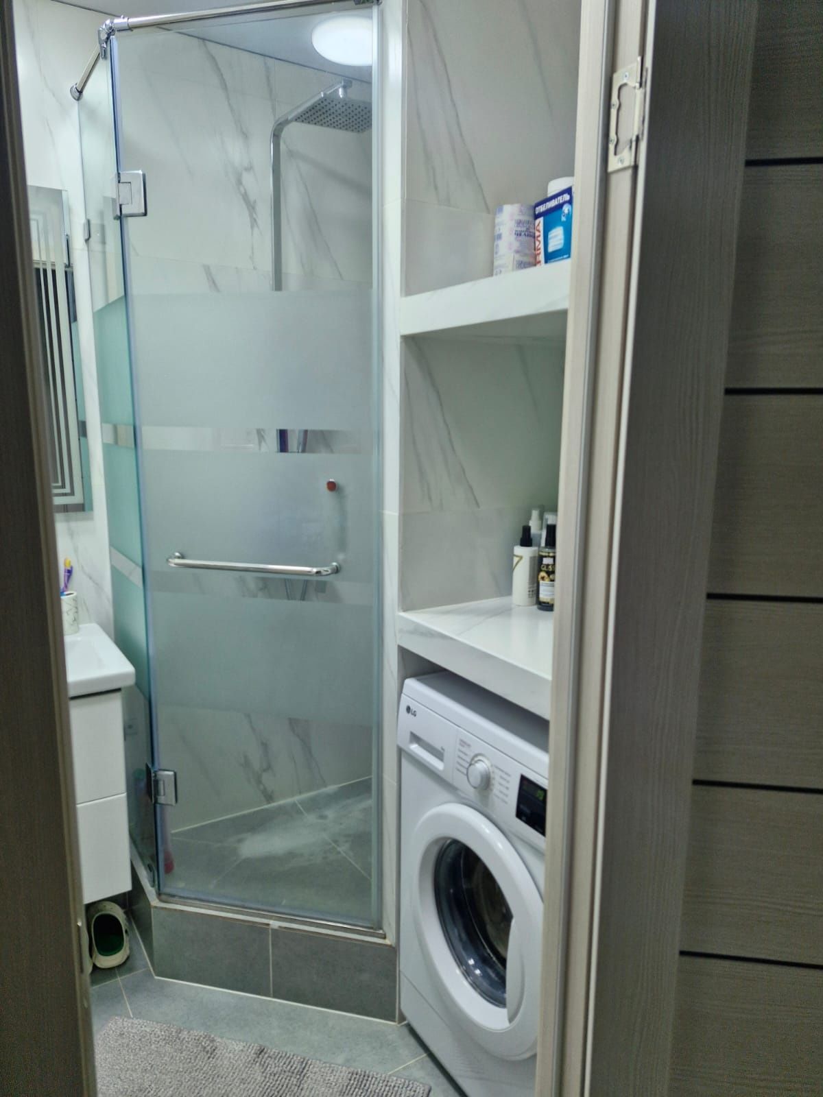 Продам 4 комнатную квартиру