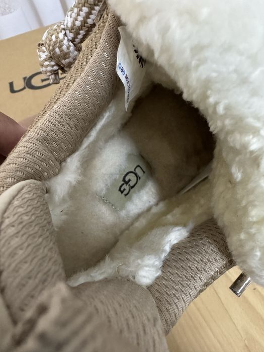 UGG Lowmel Sand