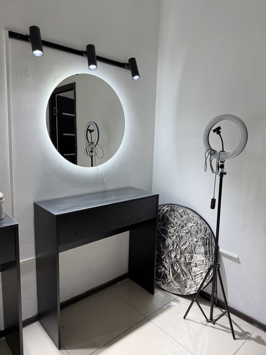 Сдам место  бровисту визажисту