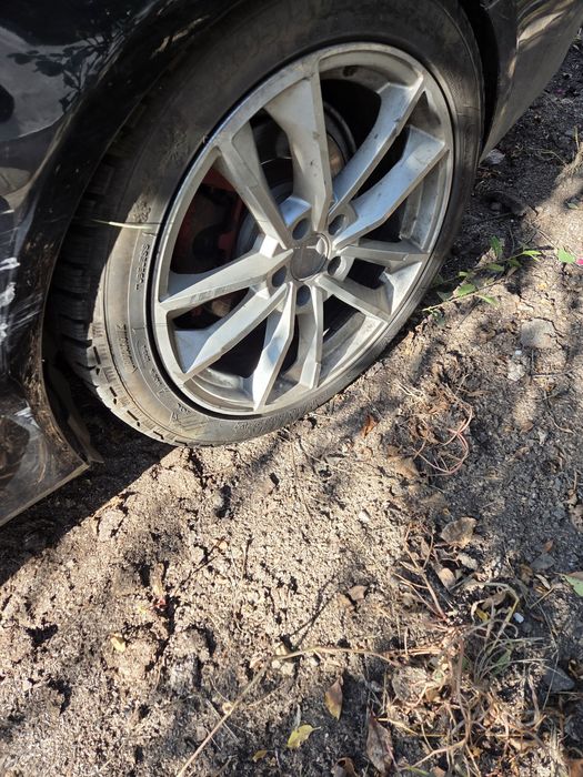 Piese dezmembrări audi a4 b8 2011