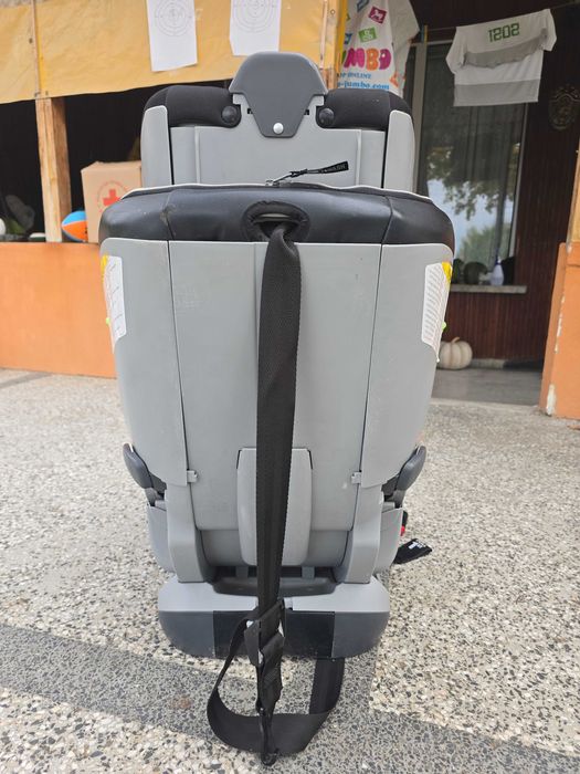 Детско столче за кола Chicco NextFit Zip