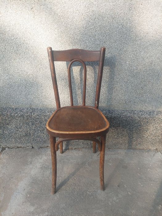 Продам венские стулья