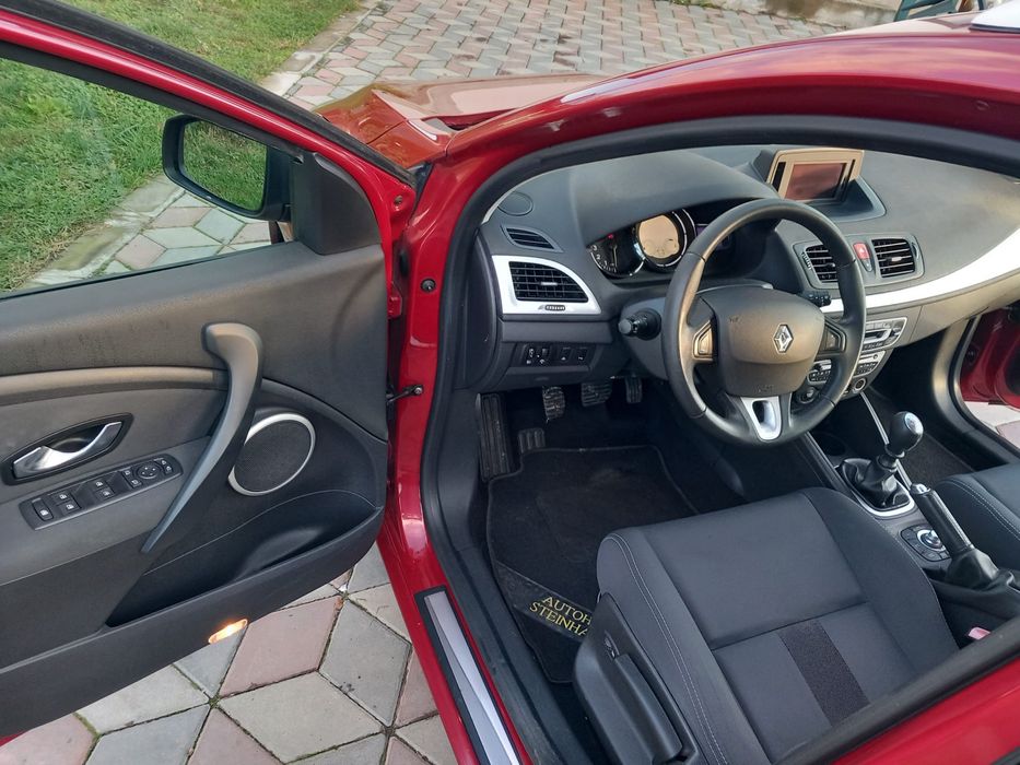 Vand renault megane 1.4 benzina