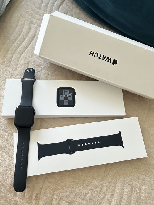 продам apple watch SE