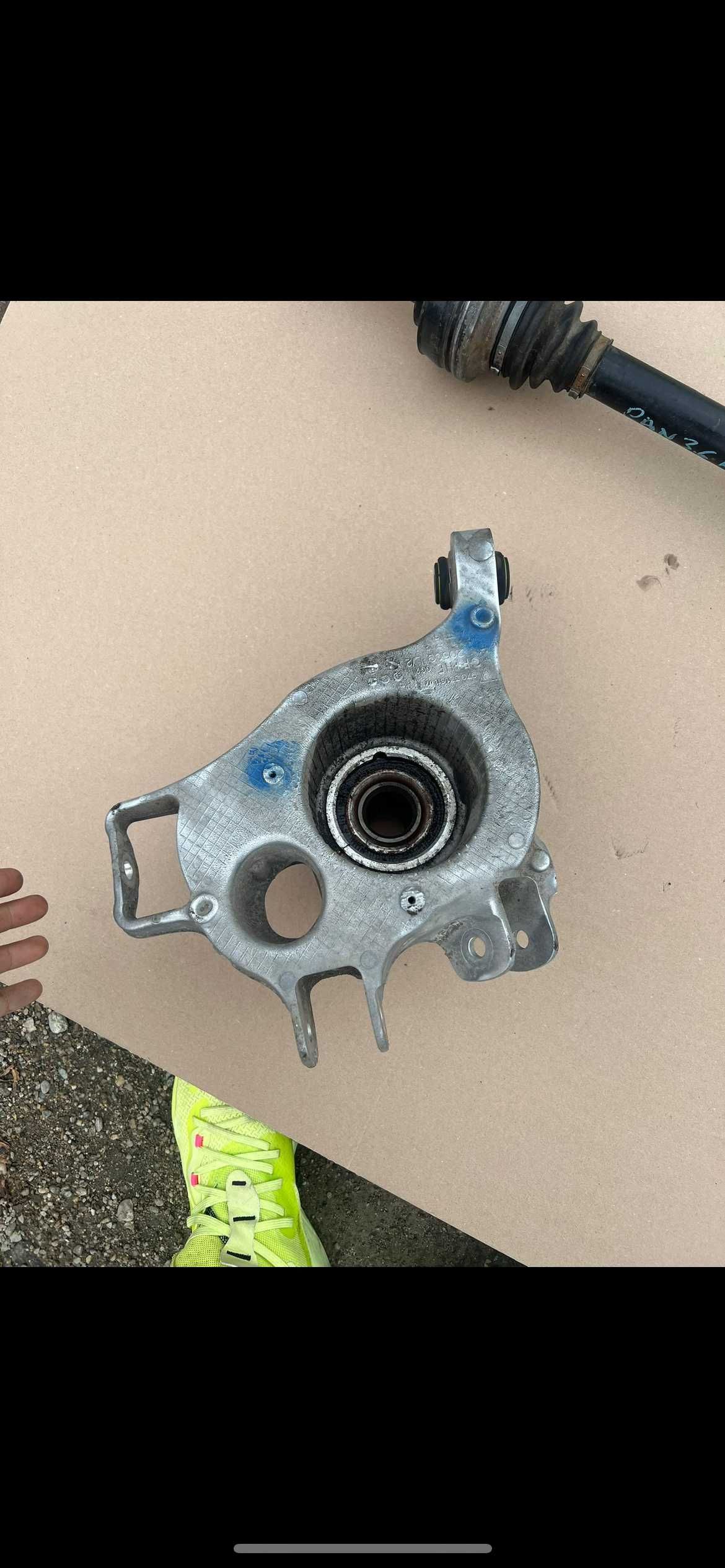 Fuzeta Stanga Spate Porsche Panamera 970 Rulment Spate  970