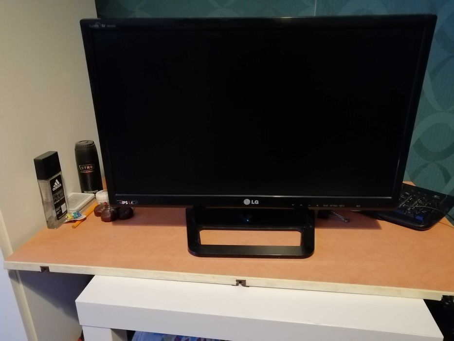 Телевизор-монитор LG 23"- отлично състояние!