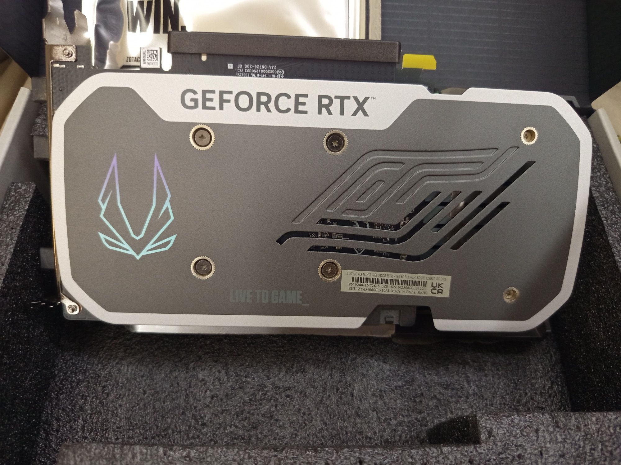 Продам rtx 4060 ZOTAC