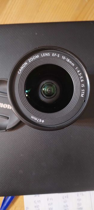 obiectiv Canon EFS 10 - 18 mm cu stabiliz image, focus manual/automat