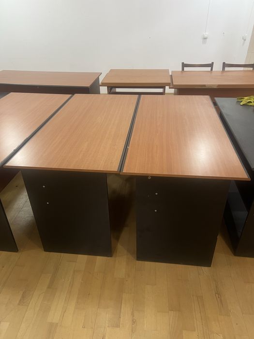 Mese solide de vanzare