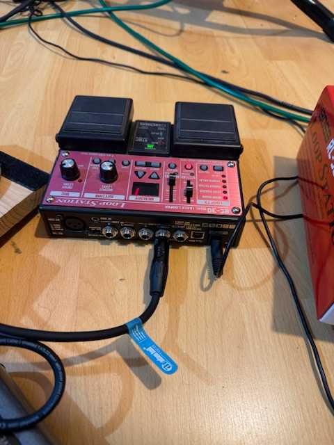 Boss RC-30 loop station