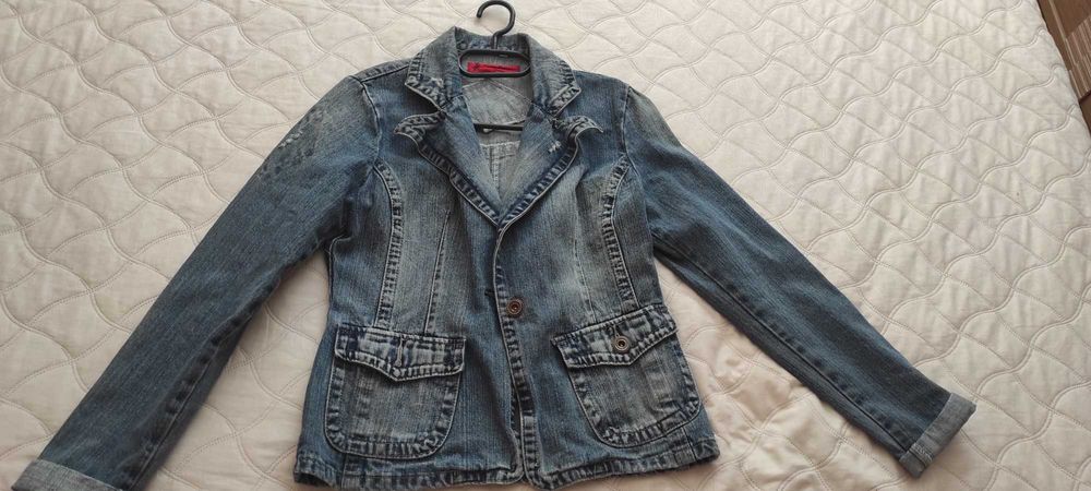 Дамско дънково яке