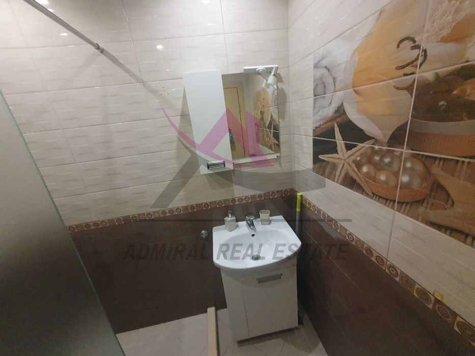 Дава се под наем Двустаен апартамент в Варна, Цветен квартал - 60 кв.м за 550 € - Снимка #3