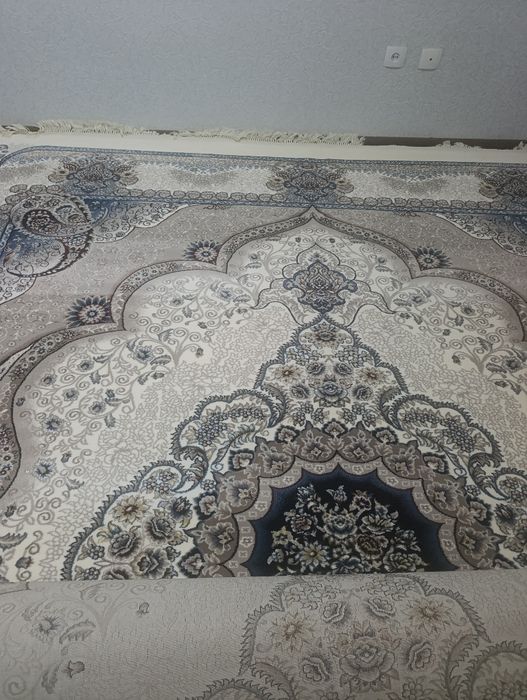 Продается ковер SAG из коллекции ZILLI новый размер 350X400