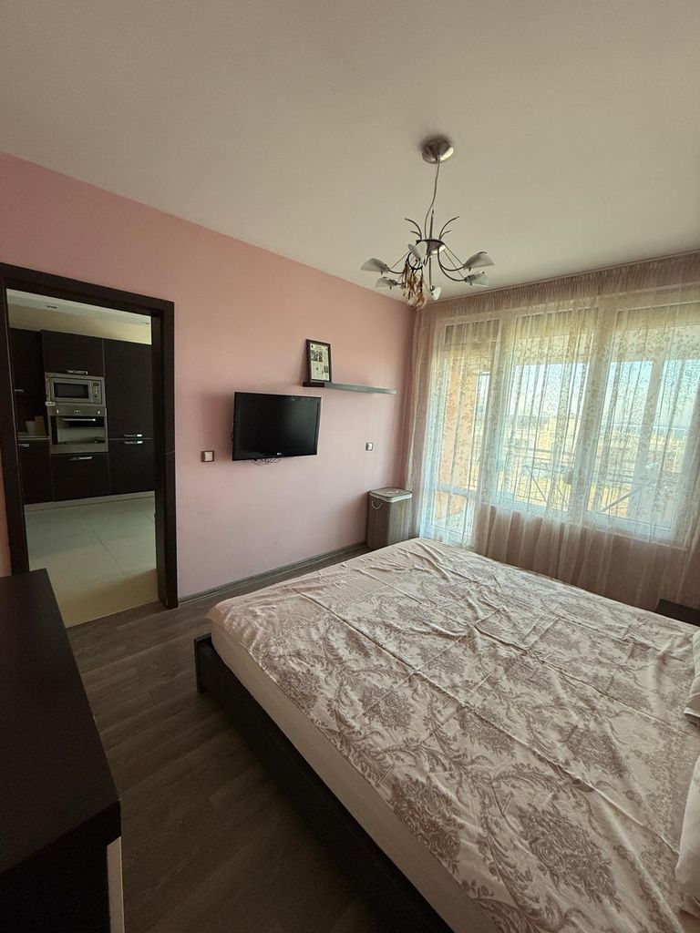 Дава се под наем Тристаен апартамент в Поморие - 75 кв.м за 620 € - Снимка #11