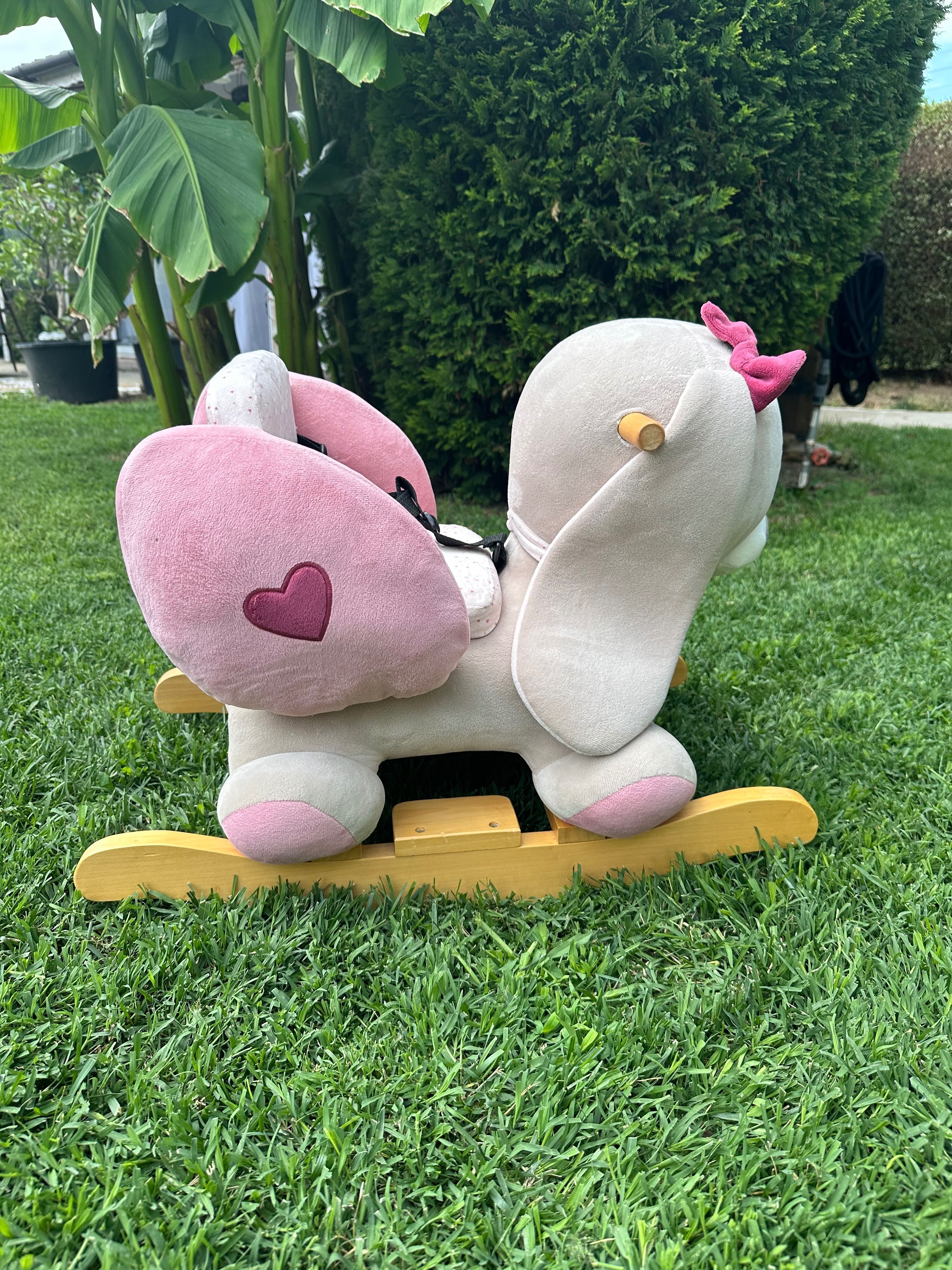 Столче-люлка Rocking Toy Bunny Sasha and Pauline