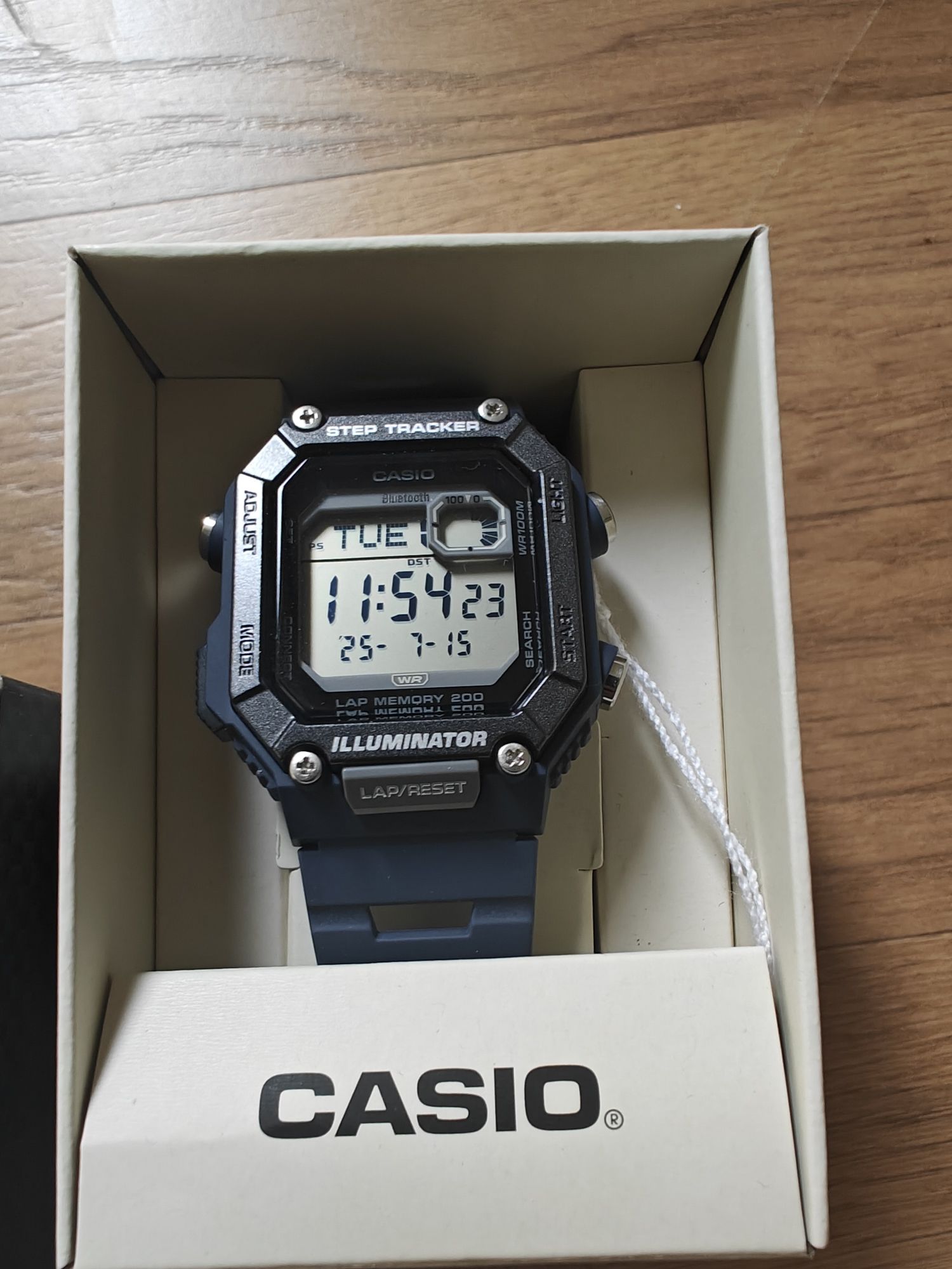 Различни часовници Casio