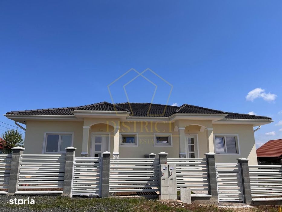 Duplex cu 3 camere si 2 bai | Bucovăț