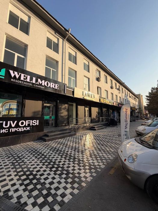 Готовый офис на продажу. Площадь: 450 м²